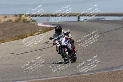 media/May-22-2023-Fastrack Riders (Mon) [[ae7626d9d8]]/Level 2/1230pm (Outside Grapevine)/